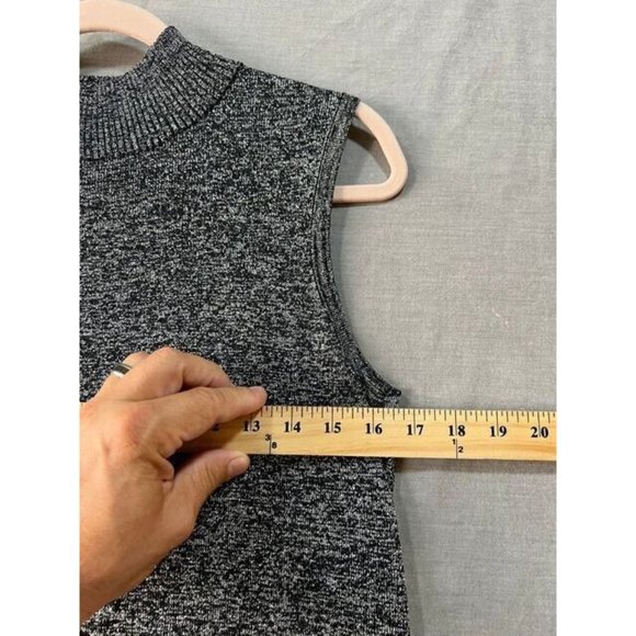 Adrienne Vittadini Shirt Women PM Black Sleeveless Pullover Top Ladies. - Picture 6 of 8